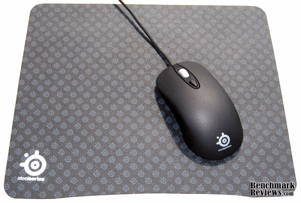 Steelseries 4HD Mousepad In Use