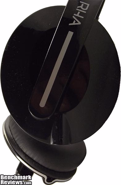 RHA CA 200 Black Headphones, detail