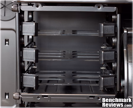 Corsair Obsidian 650D Drive Bays