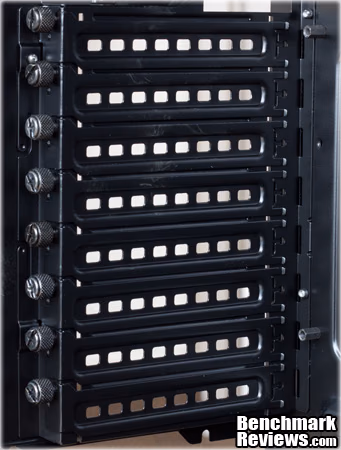 Corsair Obsidian 650D Expansion Slot