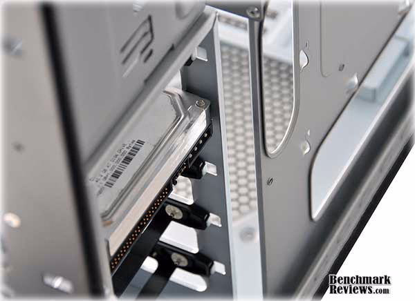 Cm haf932 AMD Drive Clearance