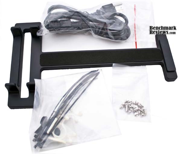 Antec_ISK_Accesories.jpg