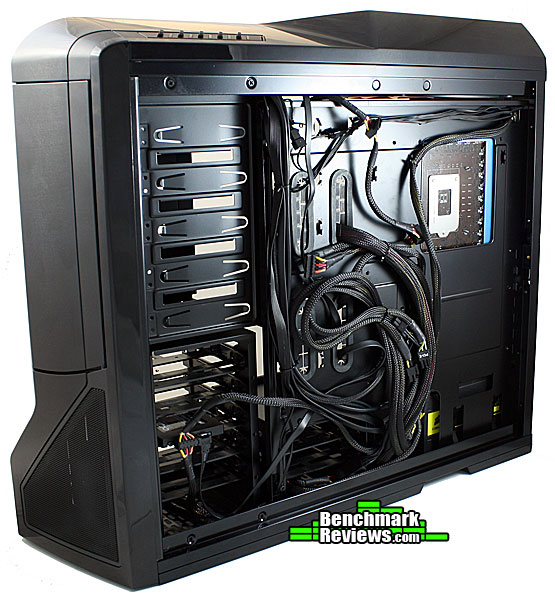 nzxt_phantom_wire_management.jpg