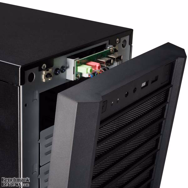 LanCool PC K56W B Face, open