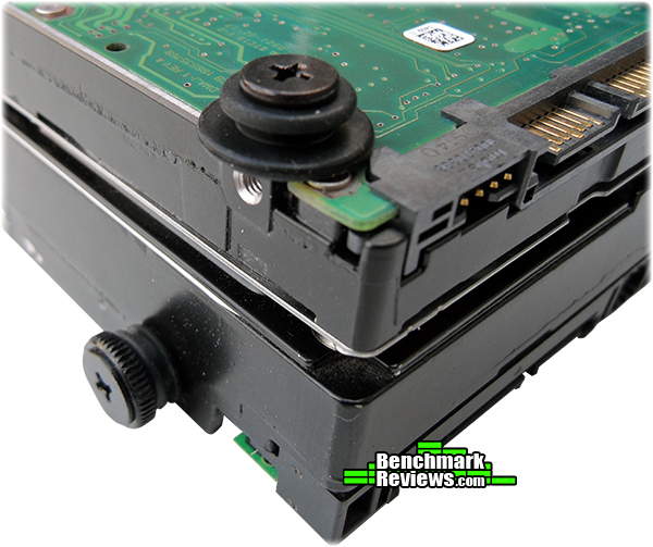 Lancool_PC-K63_Computer_Case_HDD_Mounting_Screws.jpg