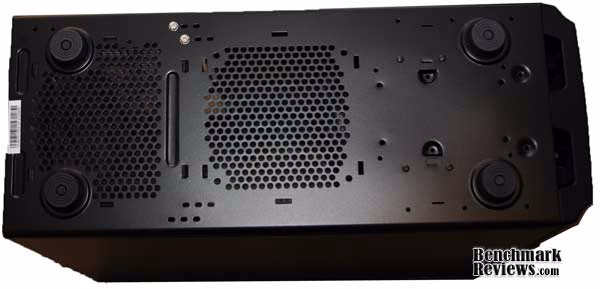 Thermaltake v3 Exterior, bottom view