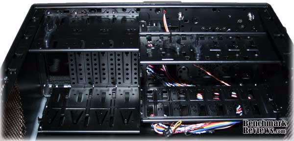 Thermaltake v3 Interior Drivebays