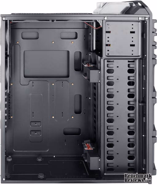 Antec Dark Fleet DF 85, inside