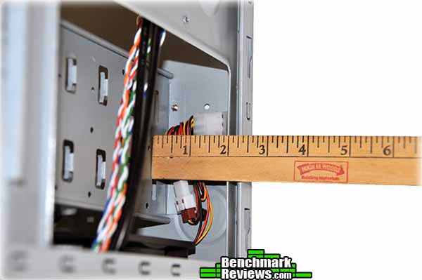 Cooler Master Elite 343 Cable space3