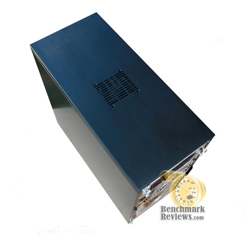 lian_li_pc7b_plusII_top_view.jpg