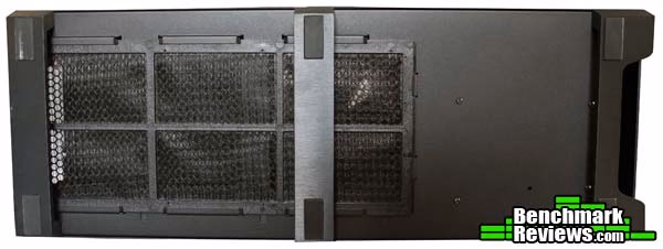 Corsair 700D Bottomview