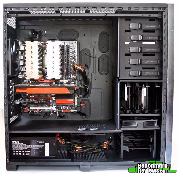 Corsair 700D Front