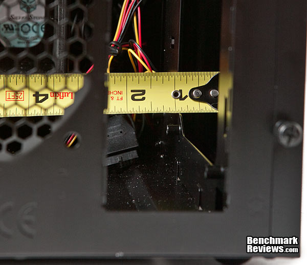 SilverStonel_PS07_Review139CableSpace.jpg