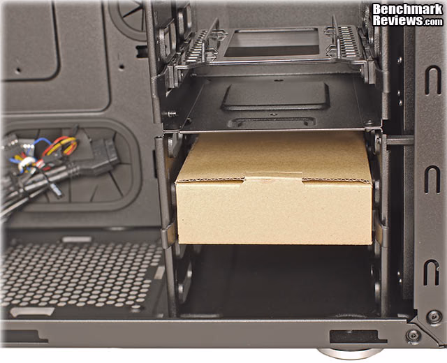 CM Storm Scout 2 Gaming Case Drive Bays