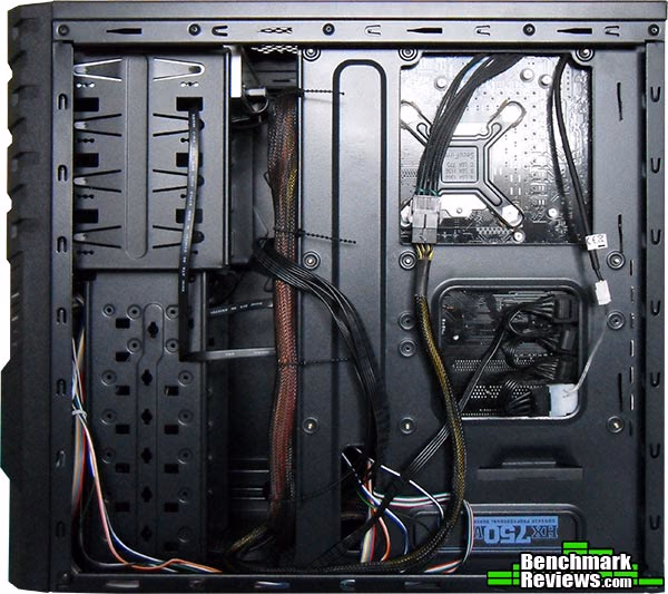 Thermaltake Spacecraft VF I Case Cable Management
