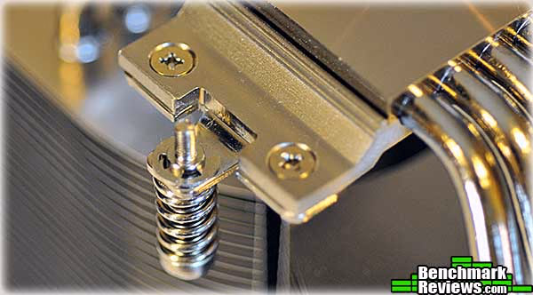 Thermaltake Frio Ock mounting3
