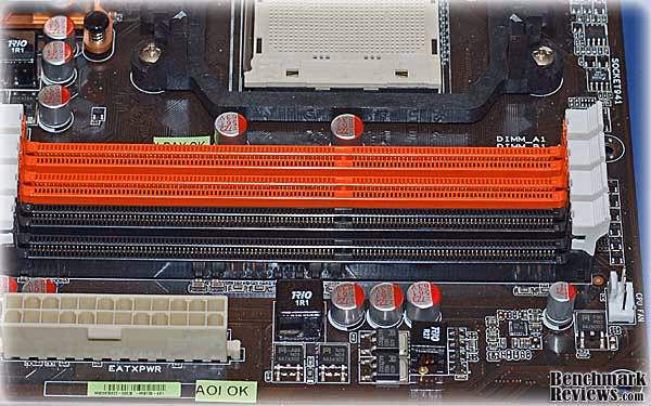 Asus M4A79T DIMM Slots