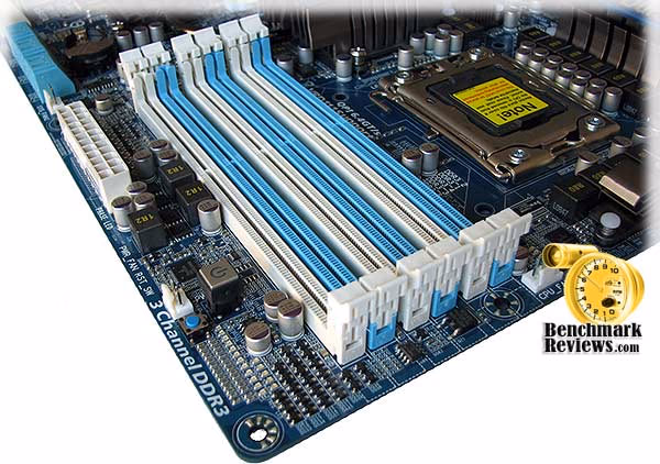 GA EX58 UD4P DIMM, corner view