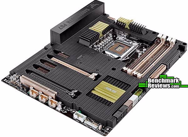 ASUS Sabertooth P67, angle view
