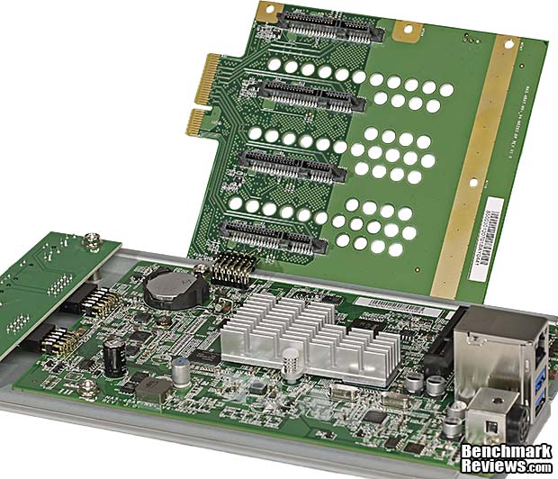 NETGEAR_ReadyNAS_NV_v2_Two_Boards_01.jpg