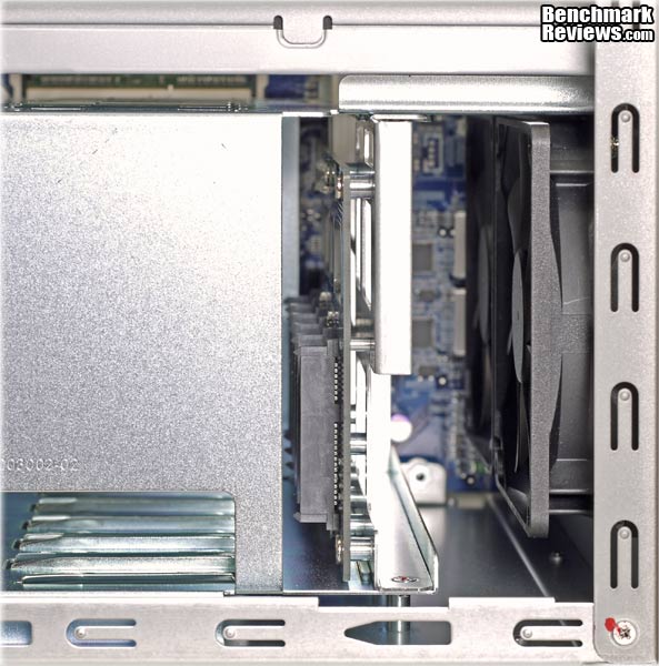 QNAP_TS659_Pro_II_Turbo_NAS_Server_Fans_at_Rear.jpg