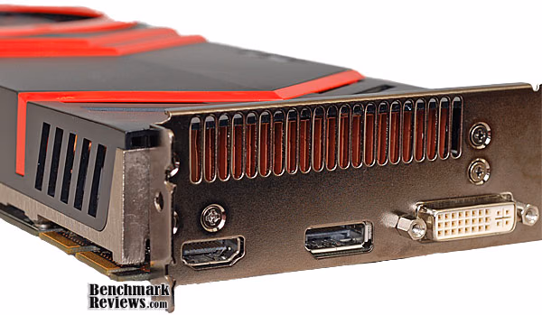 ASUS EAH5870v2 Video Card IO End